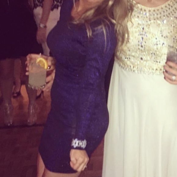 Sparkly blue long sleeved dress - Picture 2 of 6